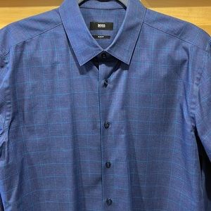 HUGO BOSS SLIM FIT LONG SLEEVED MEN'S BUTTON DOWN SHIRT BLUE - SIZE 42, 16 1/2